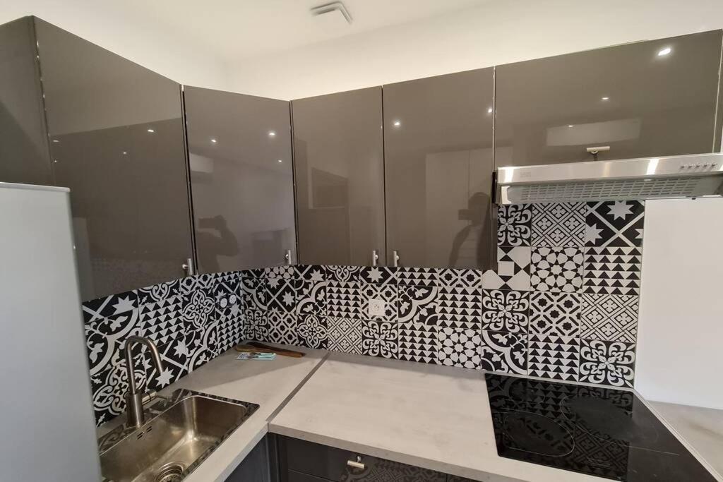 Apartment Magnifique T2 Dans Maison Neuve D'architecte / Magnificent T2 In A New Architect House *